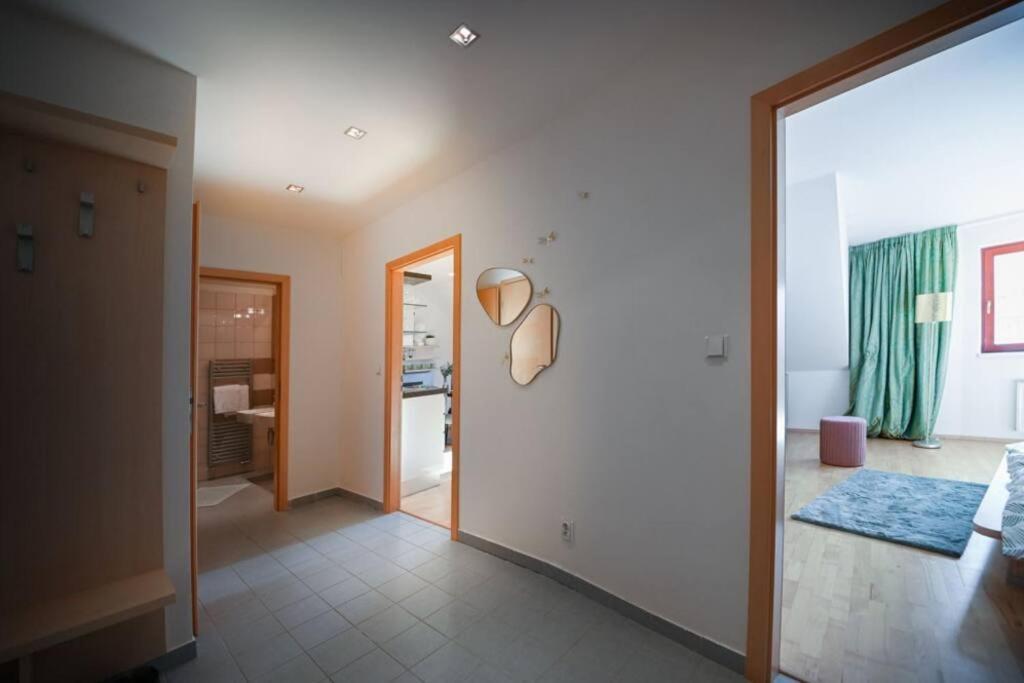 Apartament V Centru Deni Ołomuniec Zewnętrze zdjęcie
